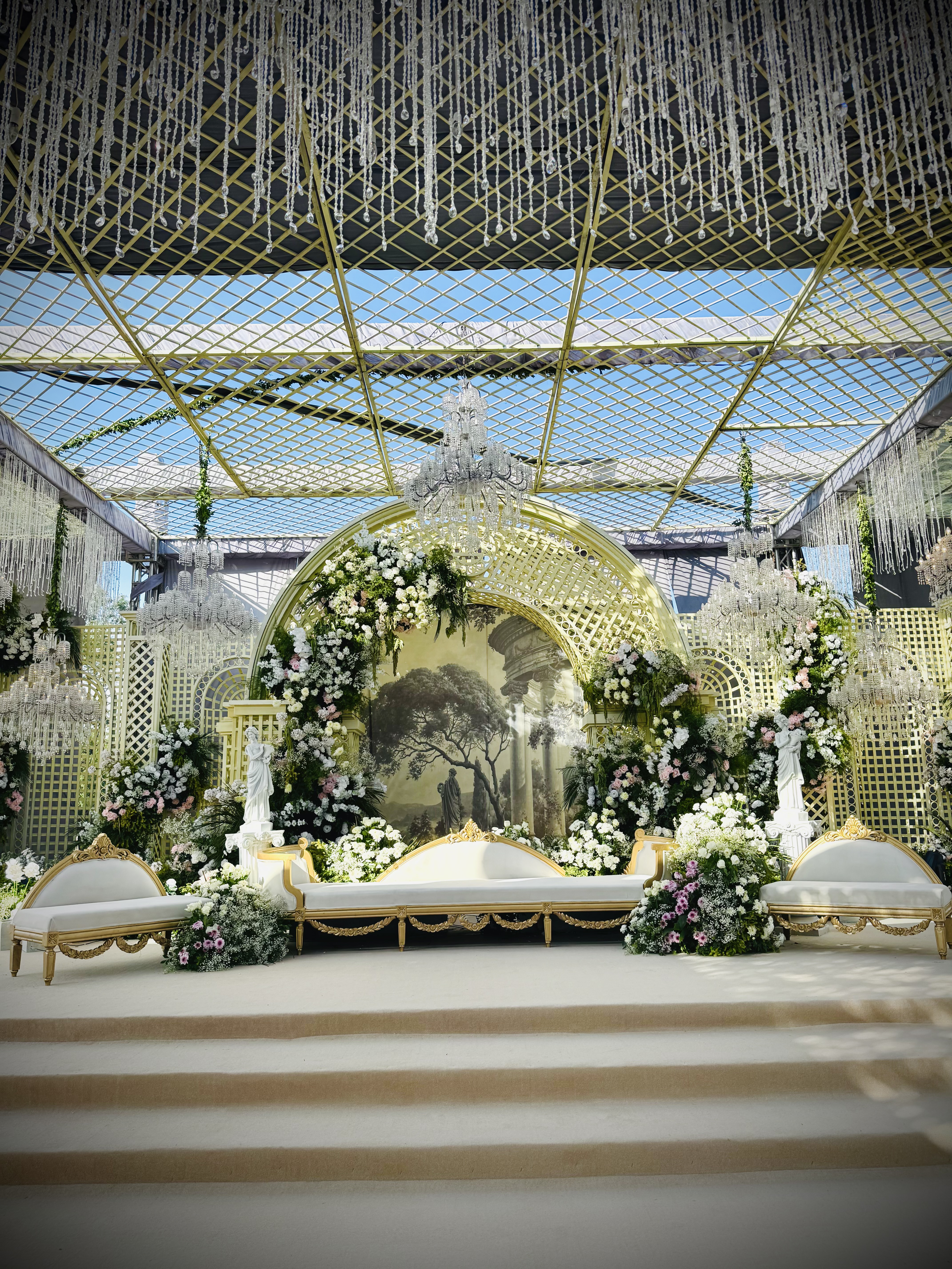 Grand Scenography #35